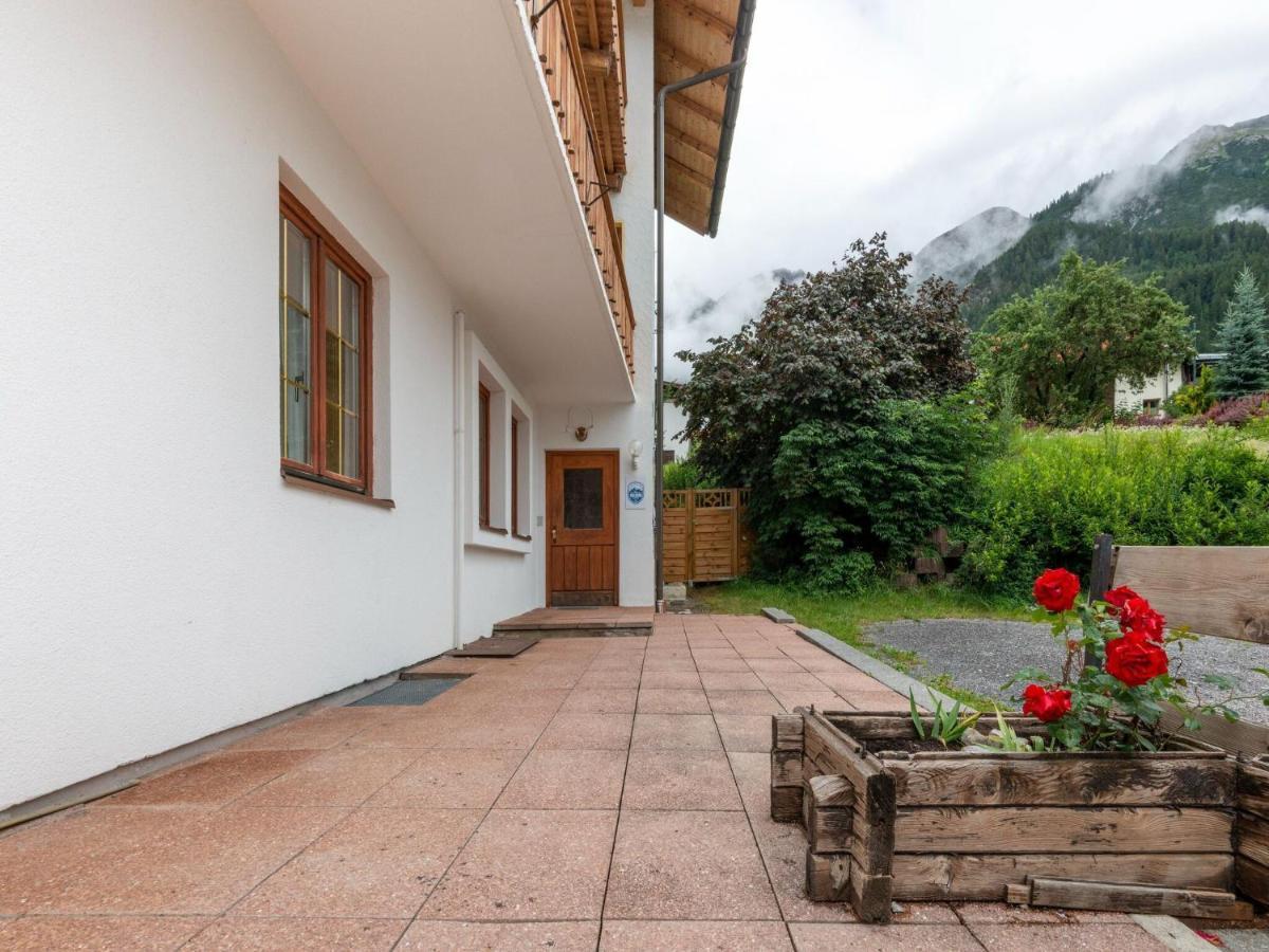 Holiday Home Near St Anton Am Arlberg With Sauna Exteriör bild
