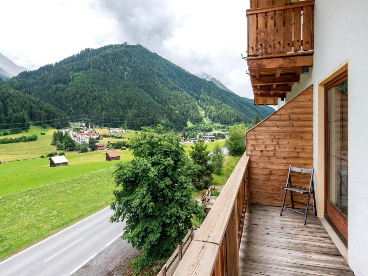 Holiday Home Near St Anton Am Arlberg With Sauna Exteriör bild