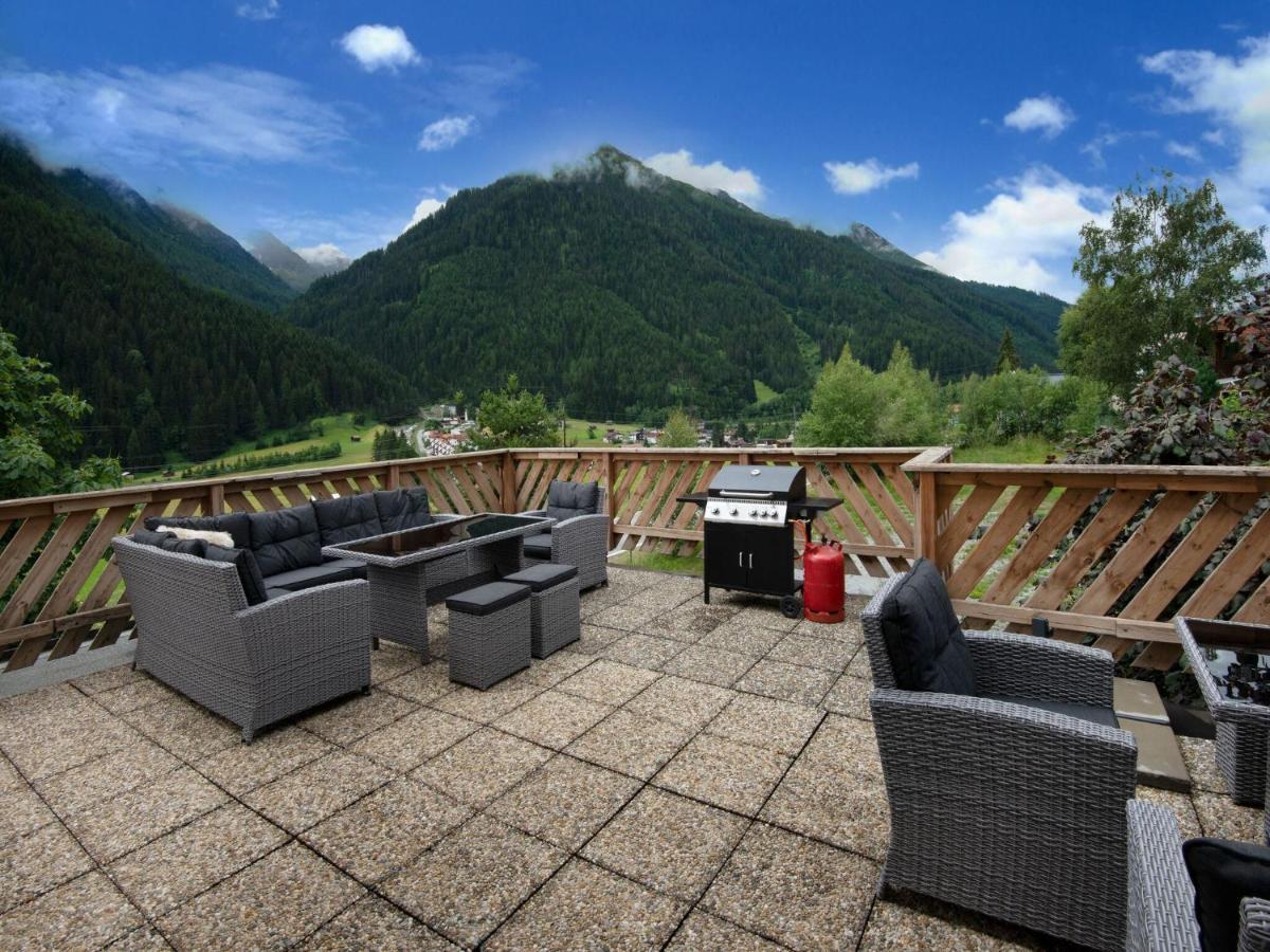 Holiday Home Near St Anton Am Arlberg With Sauna Exteriör bild